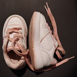 Levi's Kids White and Pink Sneakers